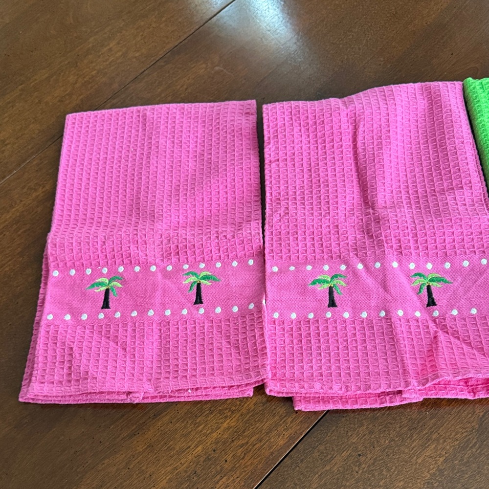 Pink Palm Tree & Green Topiary Waffle Towels